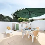 Dom wakacyjny 080 Domaine 80 Courtyard, Pool, Tennis *