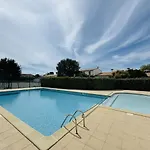 080 Domaine 80 Courtyard, Pool, Tennis Holiday home *