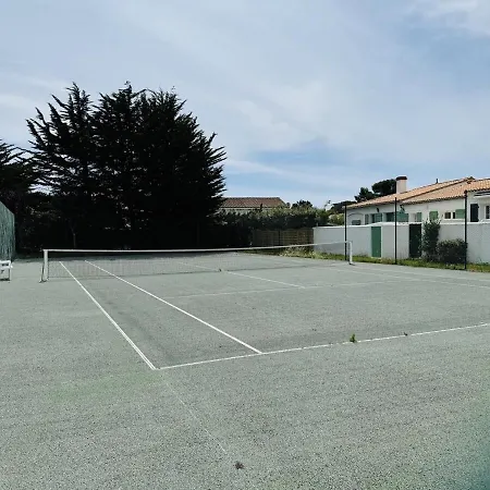 080 Domaine 80 Courtyard, Pool, Tennis * La Couarde-sur-Mer