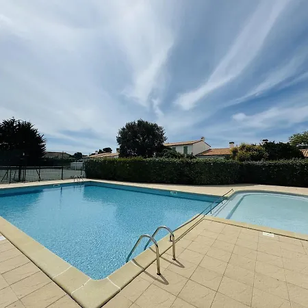 080 Domaine 80 Courtyard, Pool, Tennis Semesterbostad *